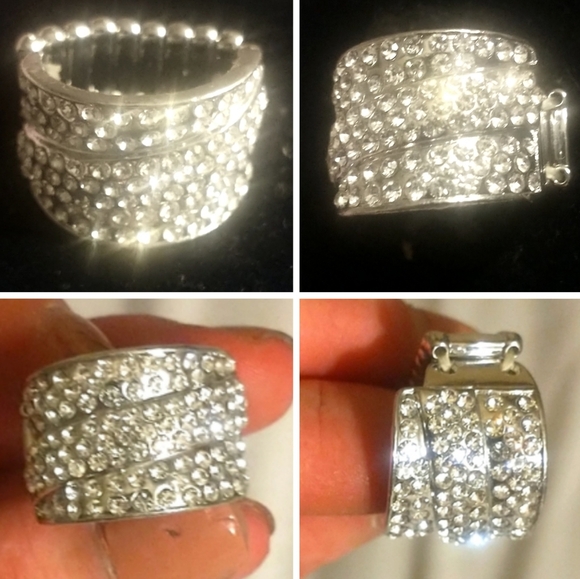 Paparazzi Silver Bling Ring Faux Diamonds Stretch Band Millionaires Club Ring - Picture 1 of 11